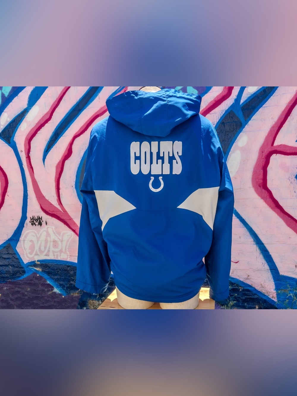 INDIANAPOLIS COLTS Vintage Windbreaker size XL (V-Neck Windbreaker) | Black